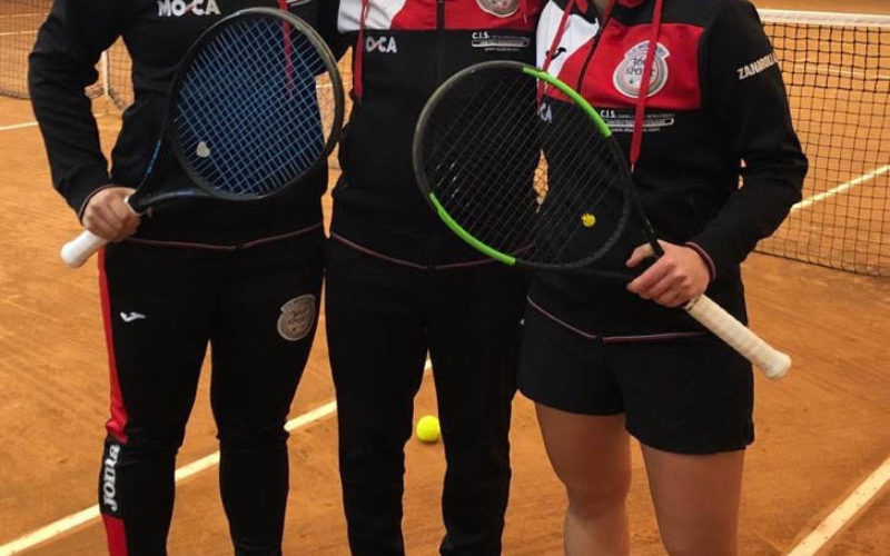 Tre vittorie per il Circolo Tennis Morciano nel weekend dei campionati regionali invernali di tennis: il team maschile e il team femminile ‘Nonantola’ strappano il pass per la fase successiva